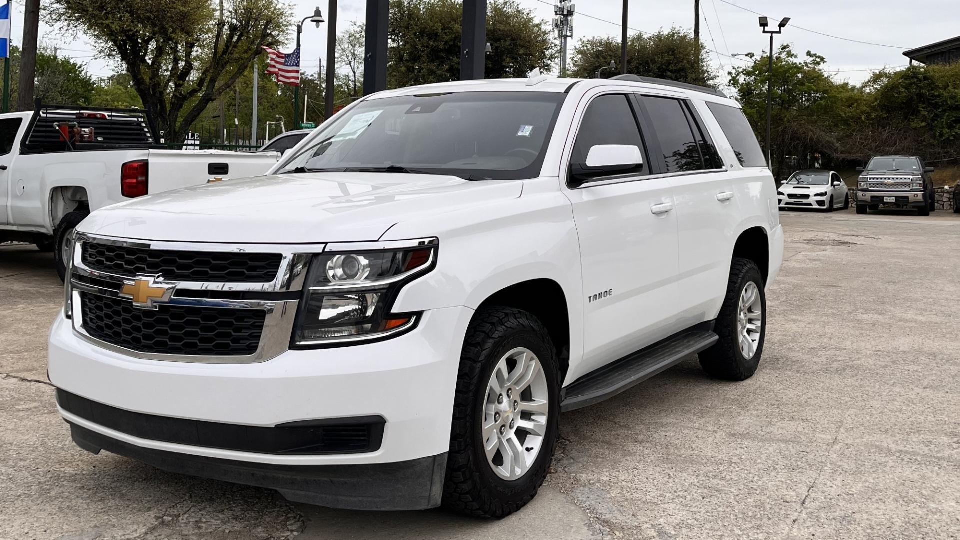 2018 white Chevrolet Tahoe LT 2WD (1GNSCBKC5JR) with an 5.3L V8 OHV 16V engine, 6A transmission, located at 945 E. Jefferson Blvd, Dallas, TX, 75203, (214) 943-7777, 32.752514, -96.811630 - Photo#0